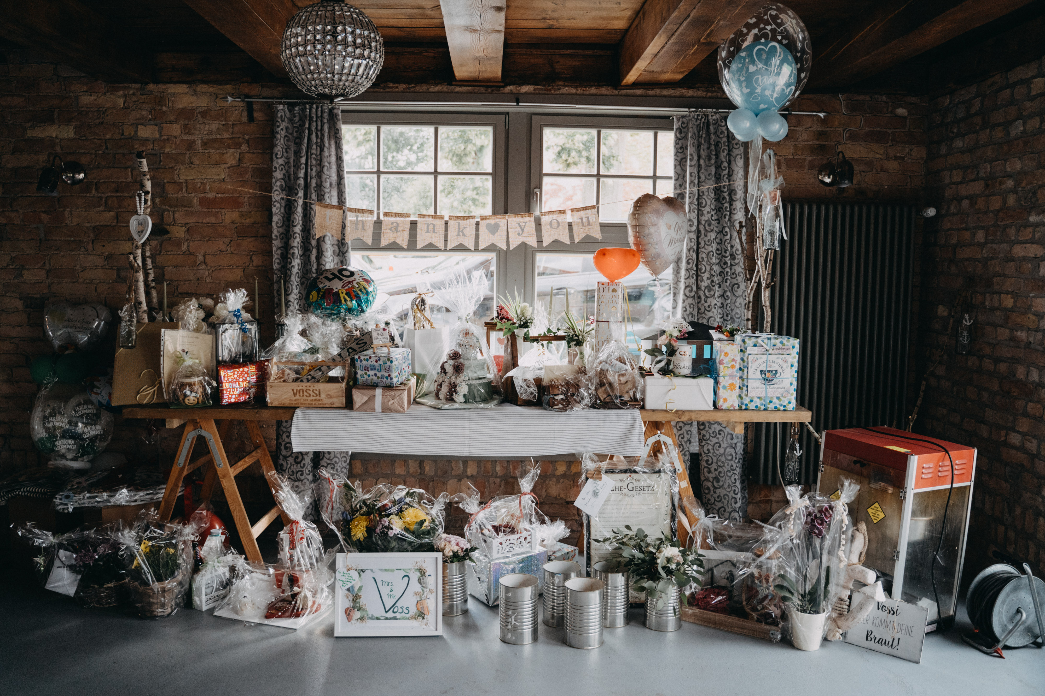 Hochzeitslocation: Ein Gabentische auf Havelschloss Zehdenick. - Havelschloss Zehdenick