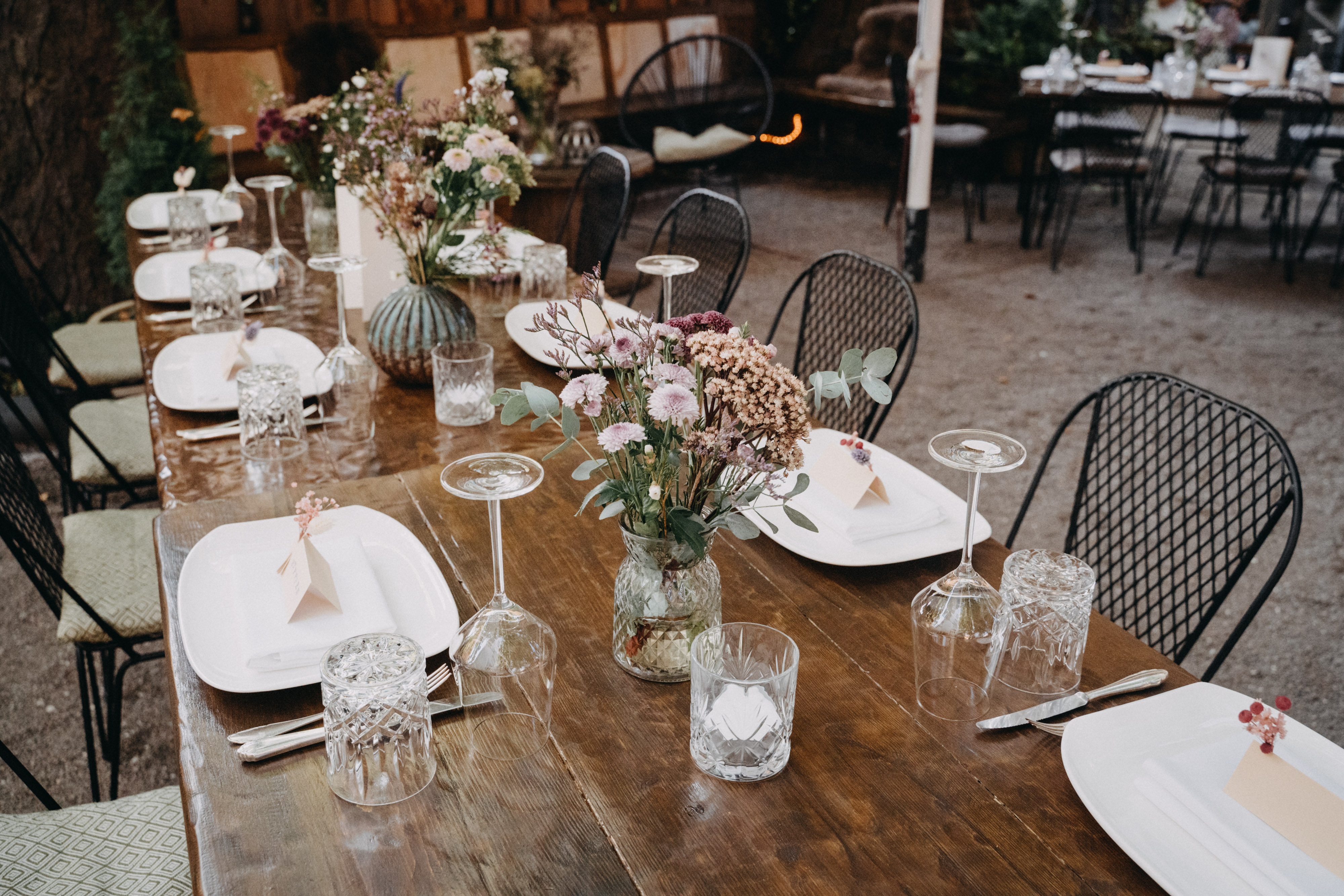 Winterhochzeit - Berlin-Stadt - Eine Hochzeitstafel im heimlich Treu in Berlin. - heimlich Treu