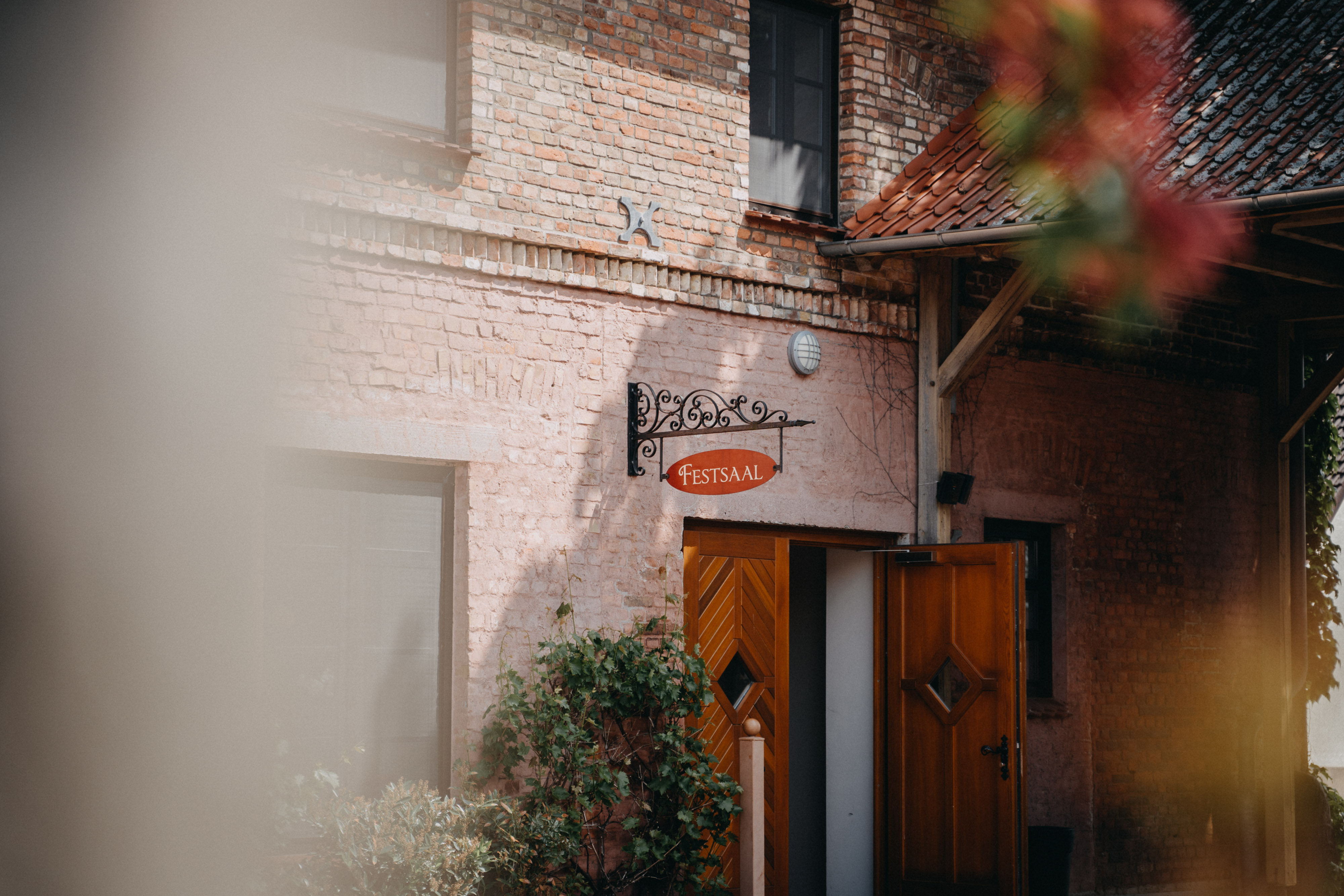 Hochzeitslocation: Der Festsaal des Hotel & Restaurant Am Peenetal freut sich auf Ihre Hochzeitsgesellschaft. - Hotel & Restaurant Am Peenetal