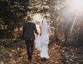 Hochzeitslocation: Tolle Brautpaarfotos lassen sich im Schloss und im Schlossgarten machen. - Schloss Blankensee