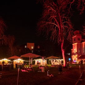 Hochzeitslocation: Weihnachtsmarkt im Garten der Villa Schützenhof - Villa Schützenhof