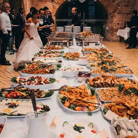 Hochzeitslocation: Beim kulinarischen Angebot wird auf die Wünsche der Gäste eingangen. - Zitadelle Spandau