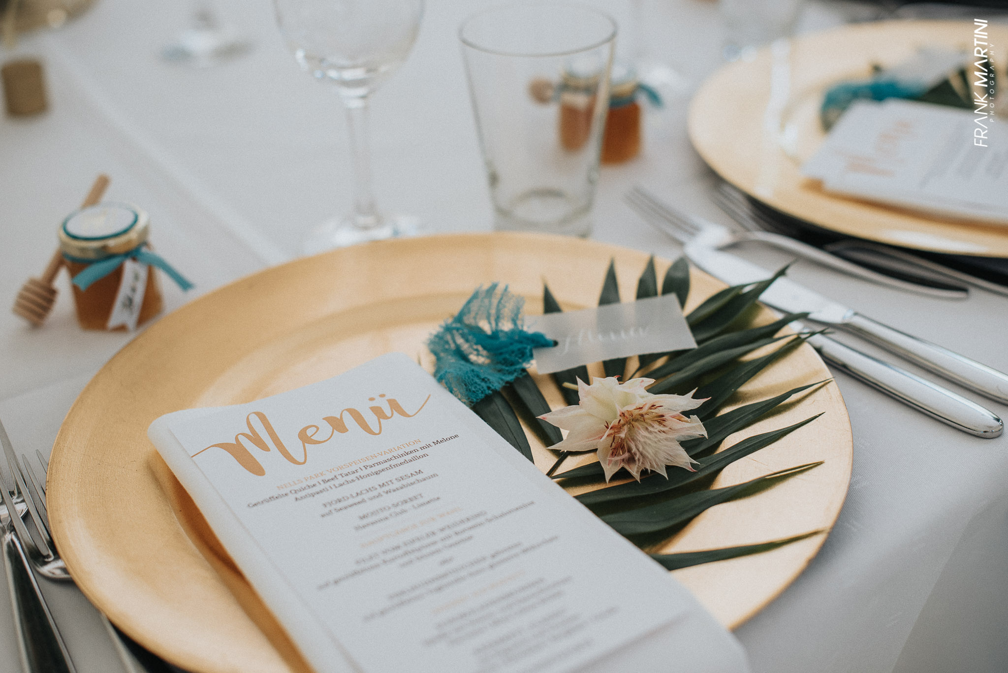 Winterhochzeit - Trierweiler - Die festlich gedeckten Tafeln des Nells Park Hotel in Trier. - Orangerie Nells Park Hotel Trier