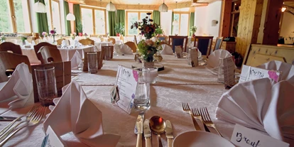 Winterhochzeit - Tirol - Das urige Ambieten des Hotel Fischer am See. - Fischer am See
