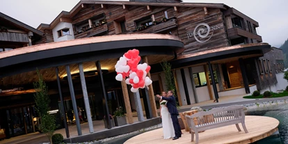 Winterhochzeit - Tirol - Der Jungbrunn in Tannheim, Tirol, als Hochzeitslocation. - Jungbrunn - Der Gutzeitort