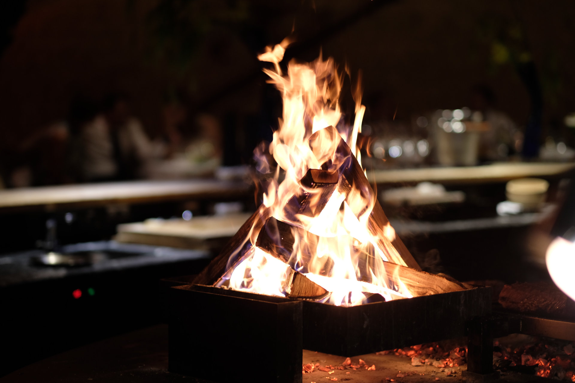 Hochzeitslocation: Offenes Feuer im "Grill" für ein unvergessliches Flair. - Jungbrunn - Der Gutzeitort