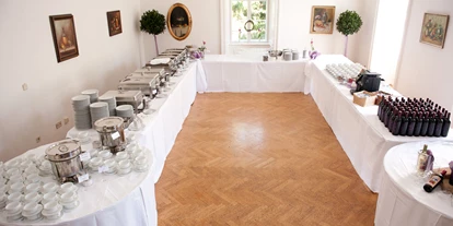 Winterhochzeit - Art der Location: Schloss - Heiraten im Veranstaltungsschloss Margarethen am Moos. - Veranstaltungsschloss Margarethen am Moos