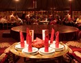 Hochzeitslocation: Ein Buffet mit erlesenen Köstlichkeiten, warmen uns kalten Speisen wird von uns frisch zubereitet und während Ihrer Veranstaltung auch aufgefüllt. (halal) - Madi-Zelt der Sinne