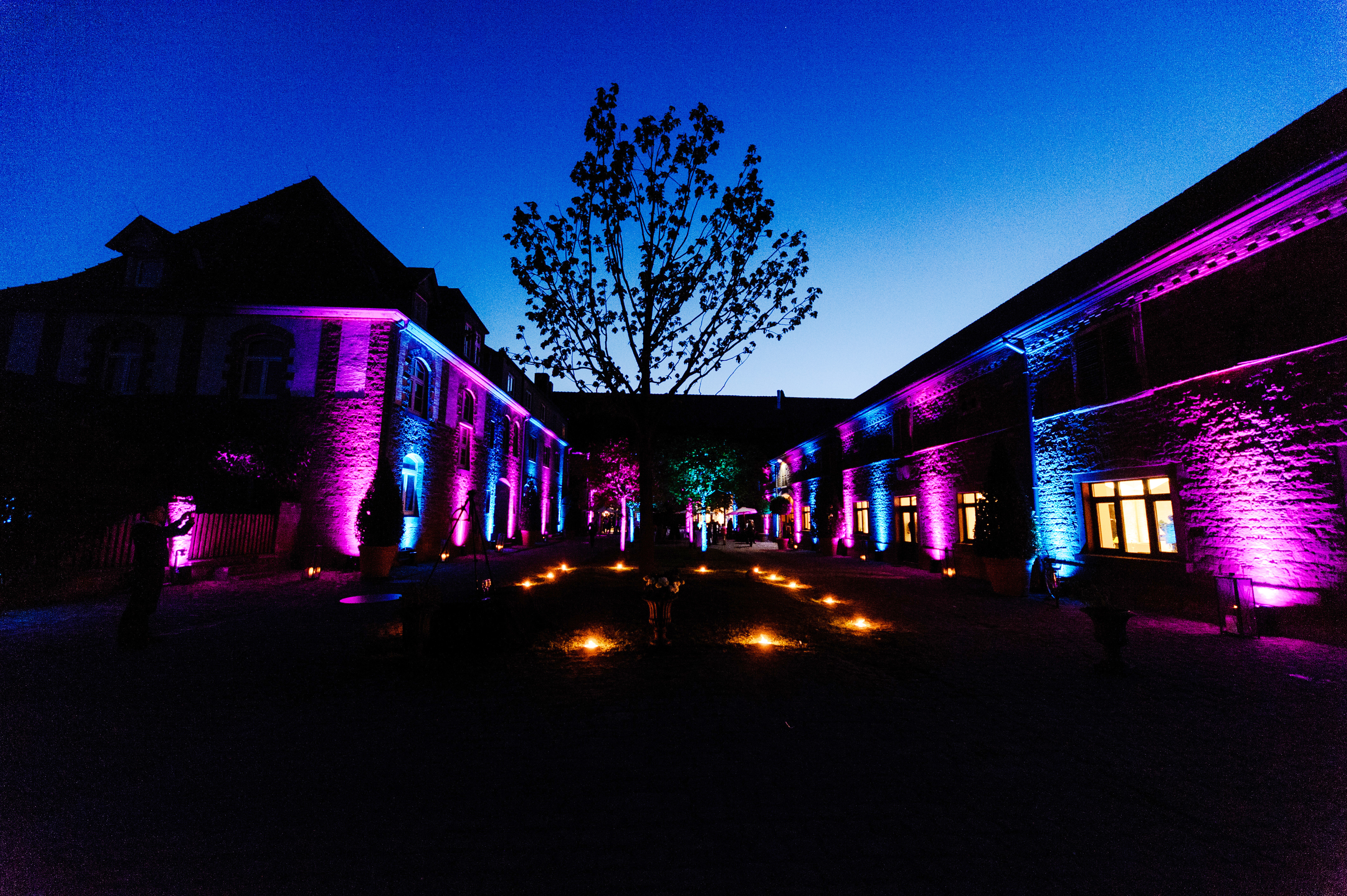 Hochzeitslocation: Der Gutshof bei Nacht  - Gutshof Ladenburg