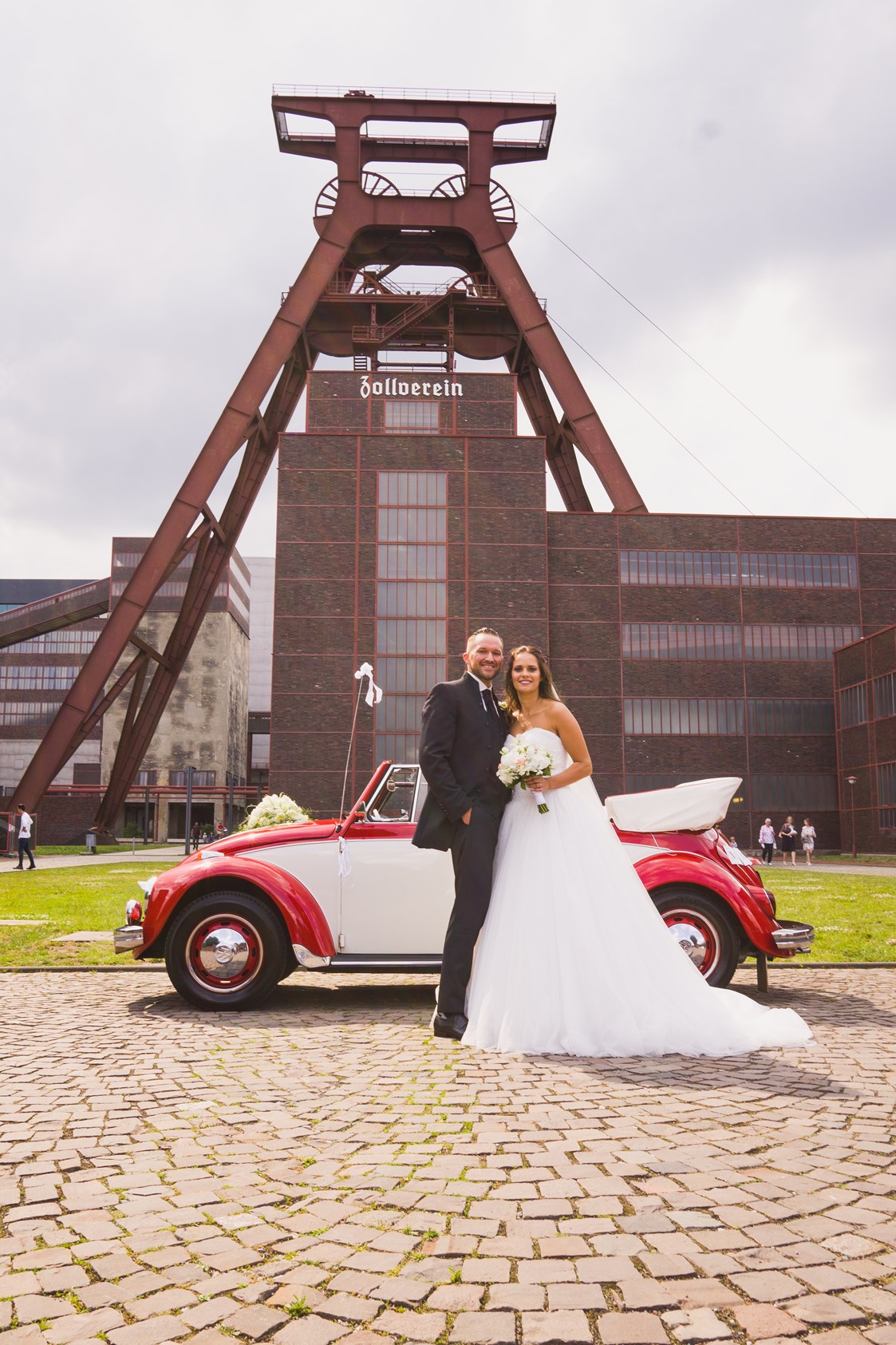 Hochzeitslocation: Fotolocation Zollverein | nutzen Sie die einmalig schöne Kulisse: Zeche Zollverein im Herzen des Ruhrgebiet  - Halle9 Casino Zollverein 