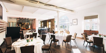 Winterhochzeit - Preisniveau: €€€ - Düsseldorf - Remise - Schlosshotel Hugenpoet