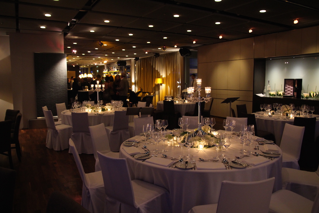 Hochzeitslocation: level 12