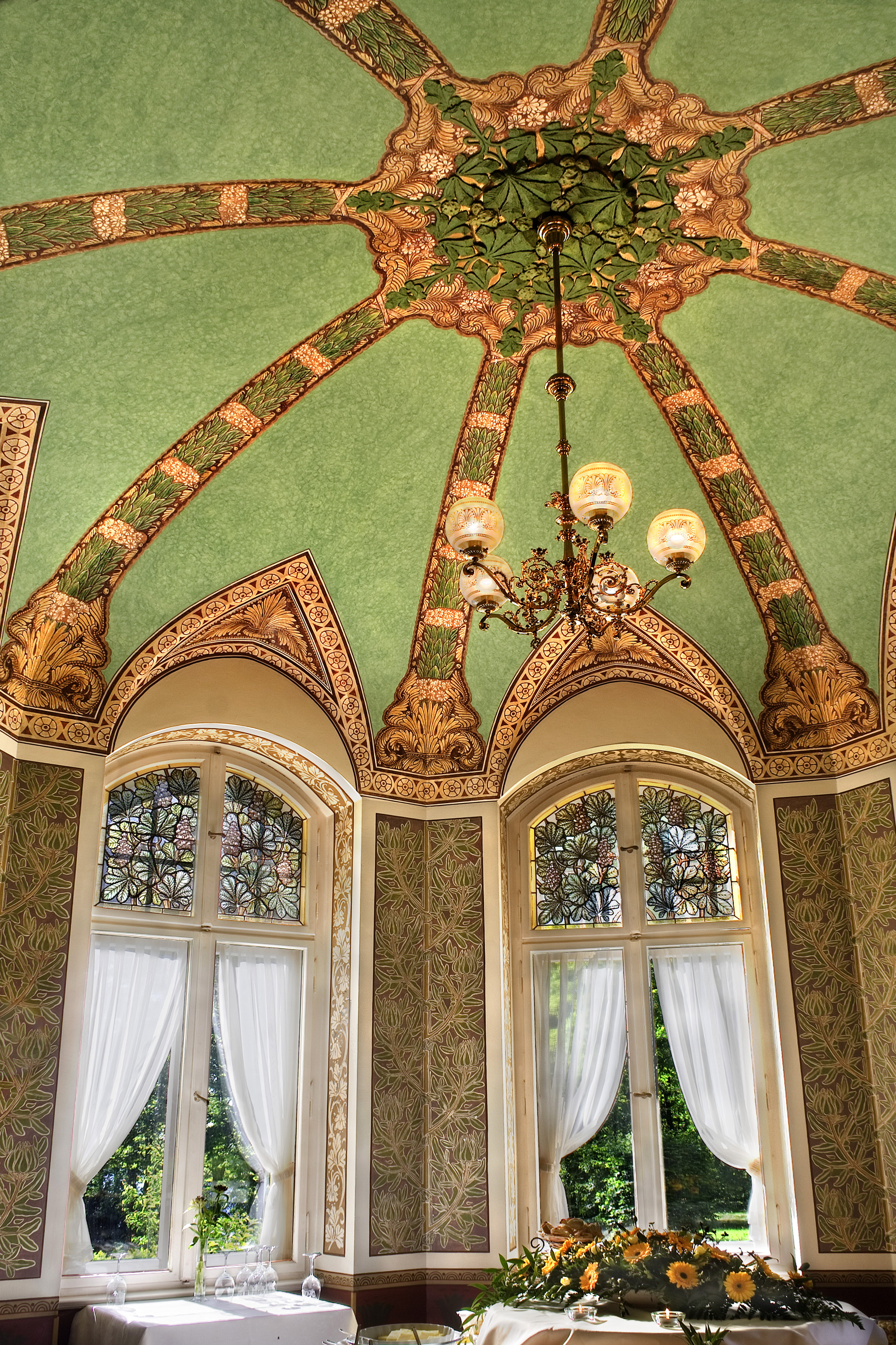 Hochzeitslocation: Schloß Hubertushöhe Storkow bei Berlin