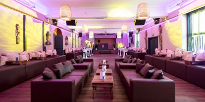 Winterhochzeit - PLZ 71034 (Deutschland) - Chillout Heaven / großer Bereich - Buddha Lounge Red Mandarin