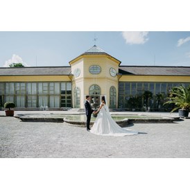Hochzeitslocation: Frontansicht der historischen Orangerie - Orangerie des Schlosses Esterházy