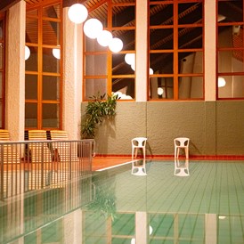 Hochzeitslocation: Schwimmbad - Landhaus Nordhelle