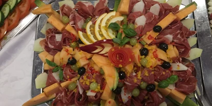 Winterhochzeit - PLZ 71034 (Deutschland) - Traumhafter Serano Schinken mit Melone  - Schlosscafe Beuren & Cafe Konditorei / Hochzeits Location