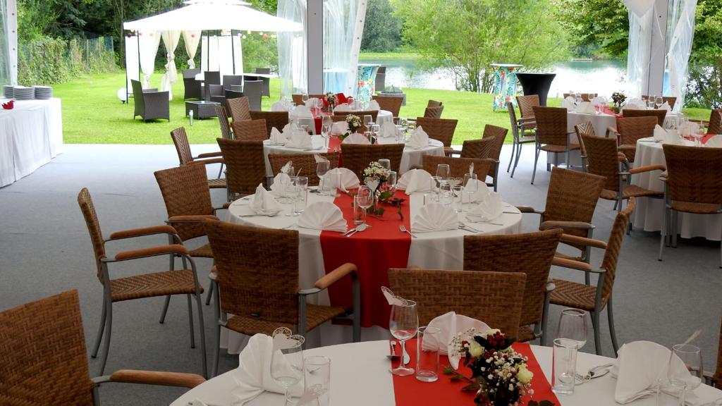 Hochzeitslocation: Flasch City am Freizeitsee