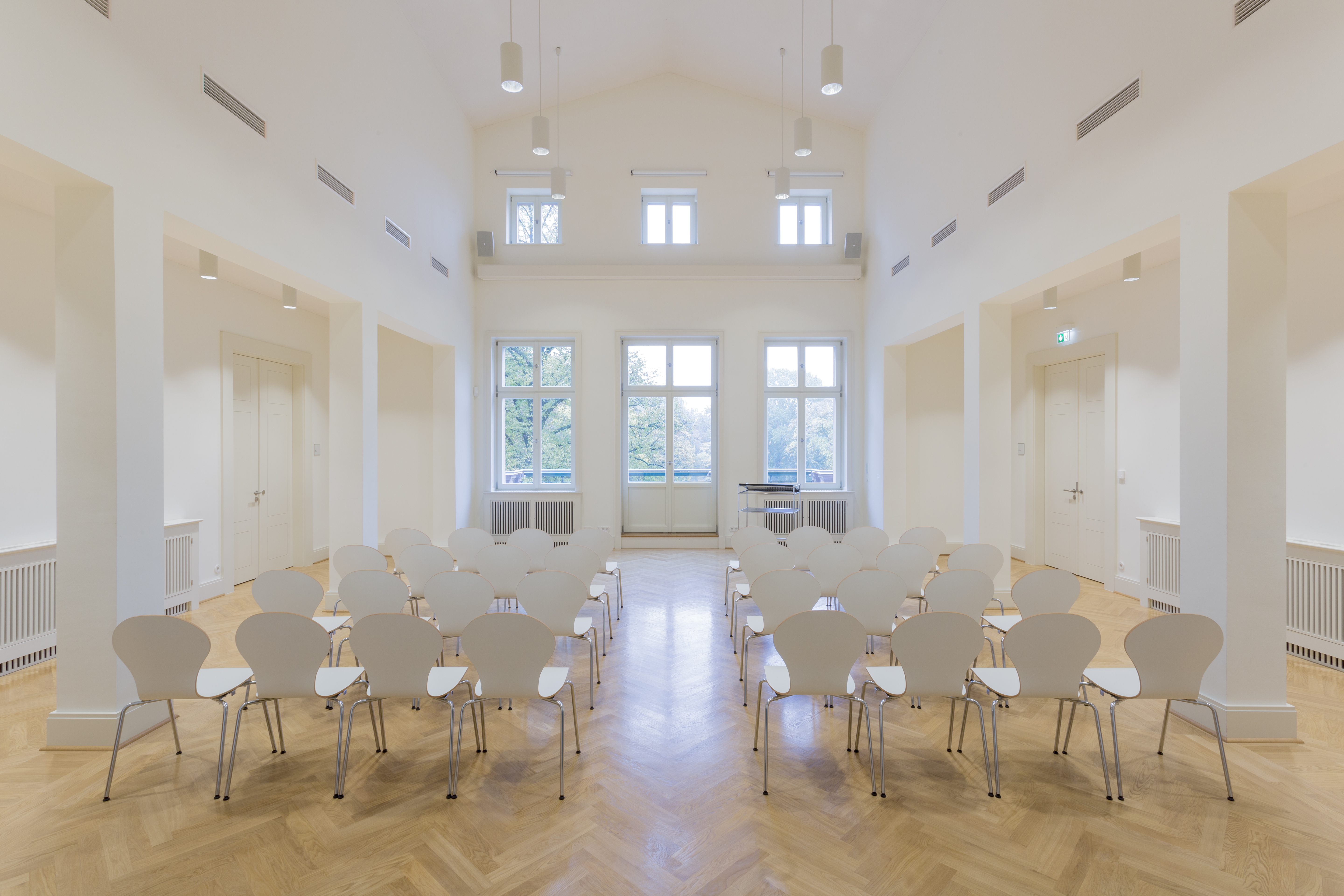 Winterhochzeit - Berlin-Stadt - Heino-Schmieden-Saal I - Schloss Biesdorf