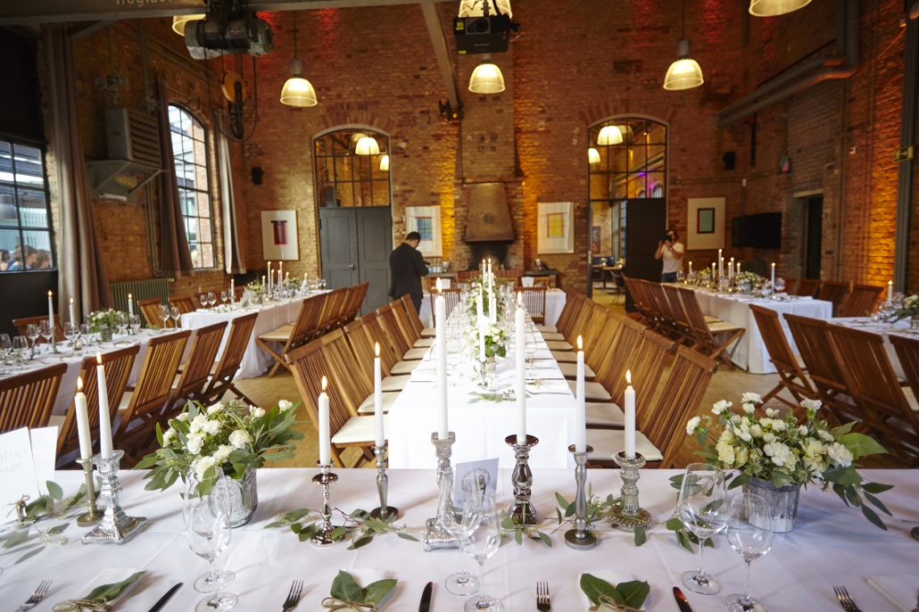 Winterhochzeit - Berlin-Stadt - Schmiede - Kaminraum - Historische Schmiede