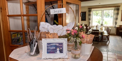 Winterhochzeit - Neumarkt im Mühlkreis - Der Eingangsbereich zum Festsaal des Gasthaus zur Gis in 4040 Lichtenberg. - Gasthaus zur Gis