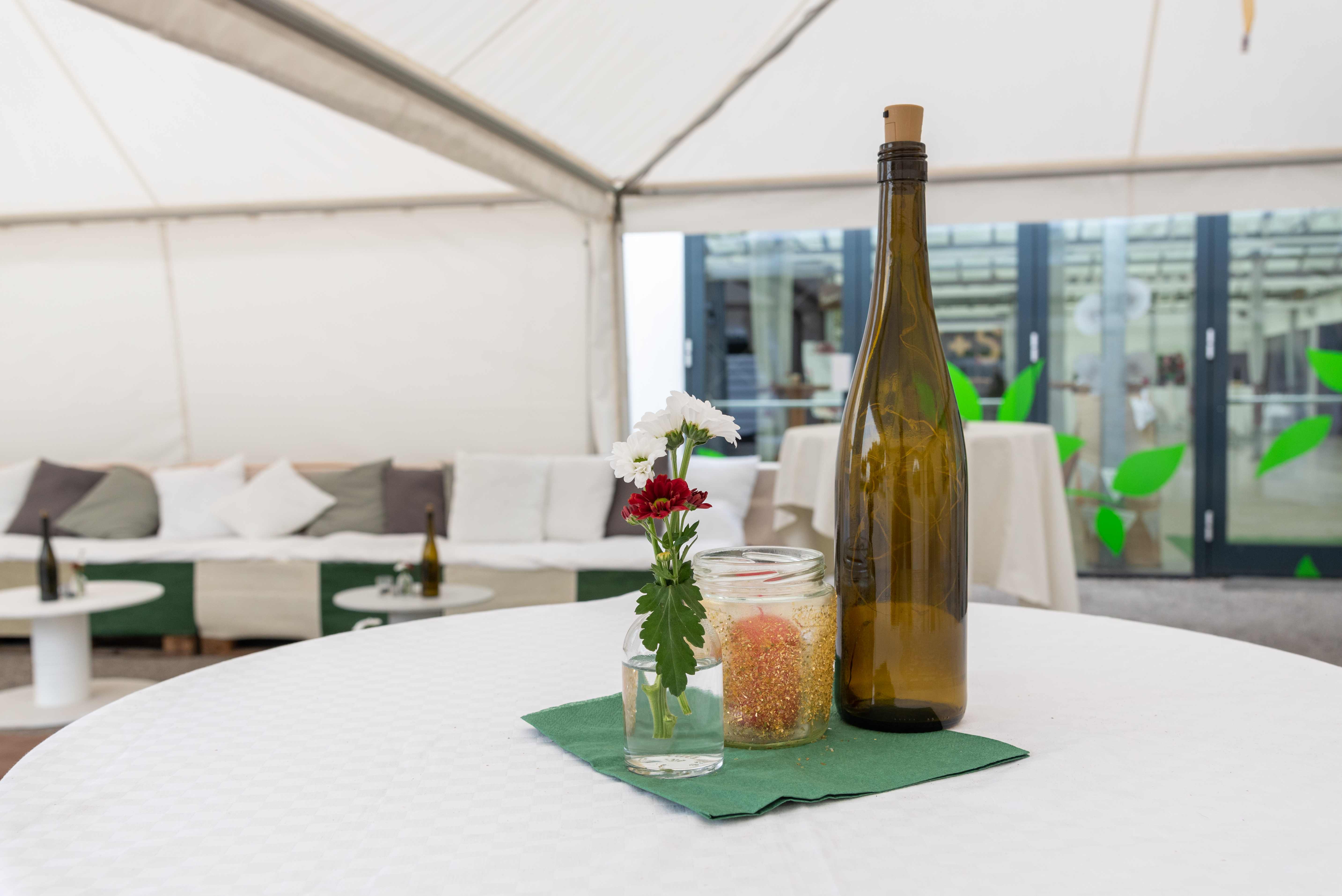 Winterhochzeit - Oberösterreich - Das große Festzelt des Gewäxhaus in 4482 Ennsdorf - Gewäxhaus