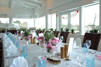 Hochzeitslocation: Obergeschoss "Captains Lounge" 
für bis zu 40 Personen - Restaurant Wolkenlos