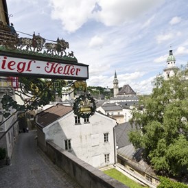 Hochzeitslocation: Stiegl-Keller Außenansicht - Restaurant Stieglkeller - Salzburg