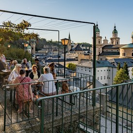 Hochzeitslocation: Der Keller mit Aussicht - Restaurant Stieglkeller - Salzburg