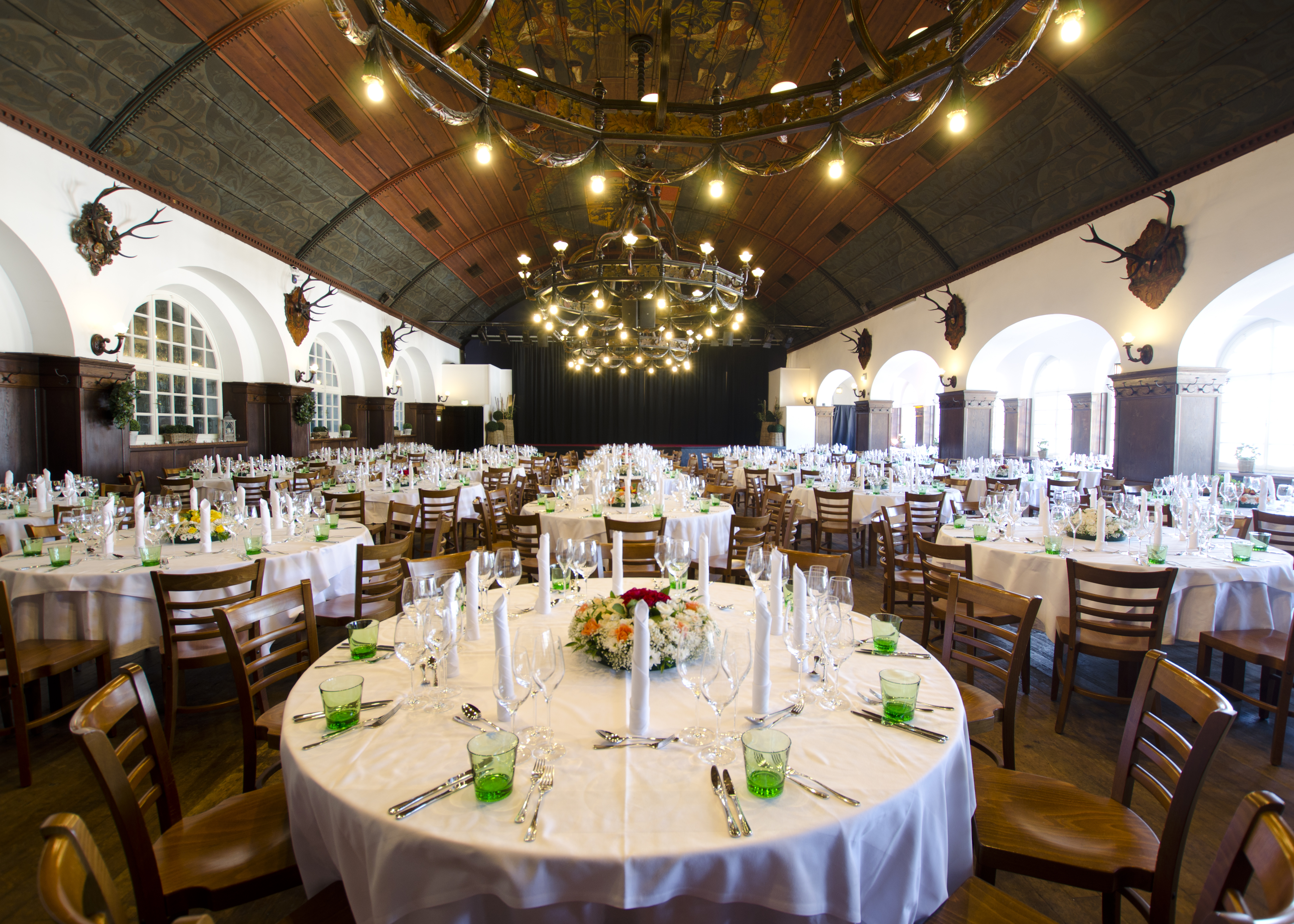 Restaurant Stieglkeller - Salzburg Angaben zu den Festsälen Der Große Saal