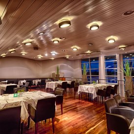 Hochzeitslocation: Galerie bietet Platz für bis zu 50 PAX - Marina Restaurant