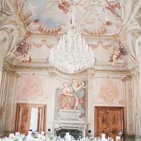 Hochzeitslocation: Der Festsaal vom Schloss Hetzendorf in 1120 Wien.
Foto © stillandmotionpictures.com - Schloss Hetzendorf