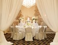 Hochzeitslocation: Romantic Winter Wedding, (c) Melanie Nedelko - Hotel Bristol Vienna
