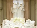 Hochzeitslocation: Romantic Winter Wedding, (c) Melanie Nedelko - Hotel Bristol Vienna
