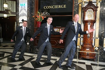 Hochzeitslocation: Die charmantesten Concierges von ganz Wien!  - Hotel Bristol Vienna