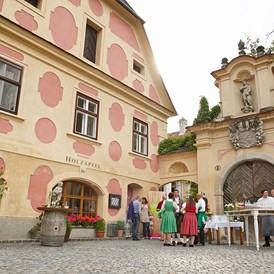 Hochzeitslocation: Das Weingut Holzapfel Prandtauerhof in der Wachau lädt zu einer Hochzeit ein. - Weingut Holzapfel Prandtauerhof