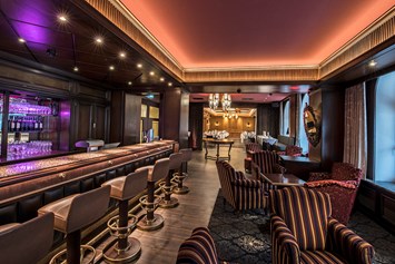 Hochzeitslocation: Die Plaza Bar in Verbindung mit unserer Rainerstube - IMLAUER HOTEL PITTER Salzburg