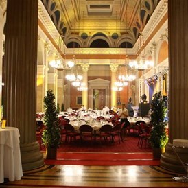 Hochzeitslocation: Großer Festsaal bietet den festlichen Rahmen für Feierlichkeiten - Wiener Börsensäle