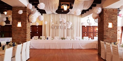Winterhochzeit - Art der Location: Schloss - Das Schloss Ottenstein in Niederösterreich steht für eure Winterhochzeit bereit. - Schloss Ottenstein