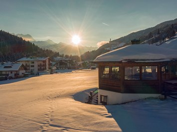 Almstadl - Winterhochzeit am Berg  Angaben zu den Festsälen Außenansicht Almstadl