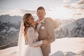 Hochzeitslocation: Almstadl - Winterhochzeit am Berg 