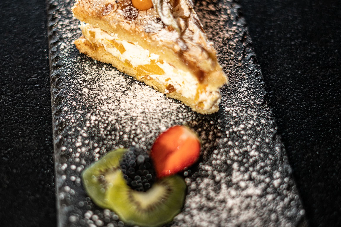 Hochzeitslocation: Unsere mit viel Liebe selbstgemachten Kuchen von Dani´s Mama. - jezz AlmResort Ellmau