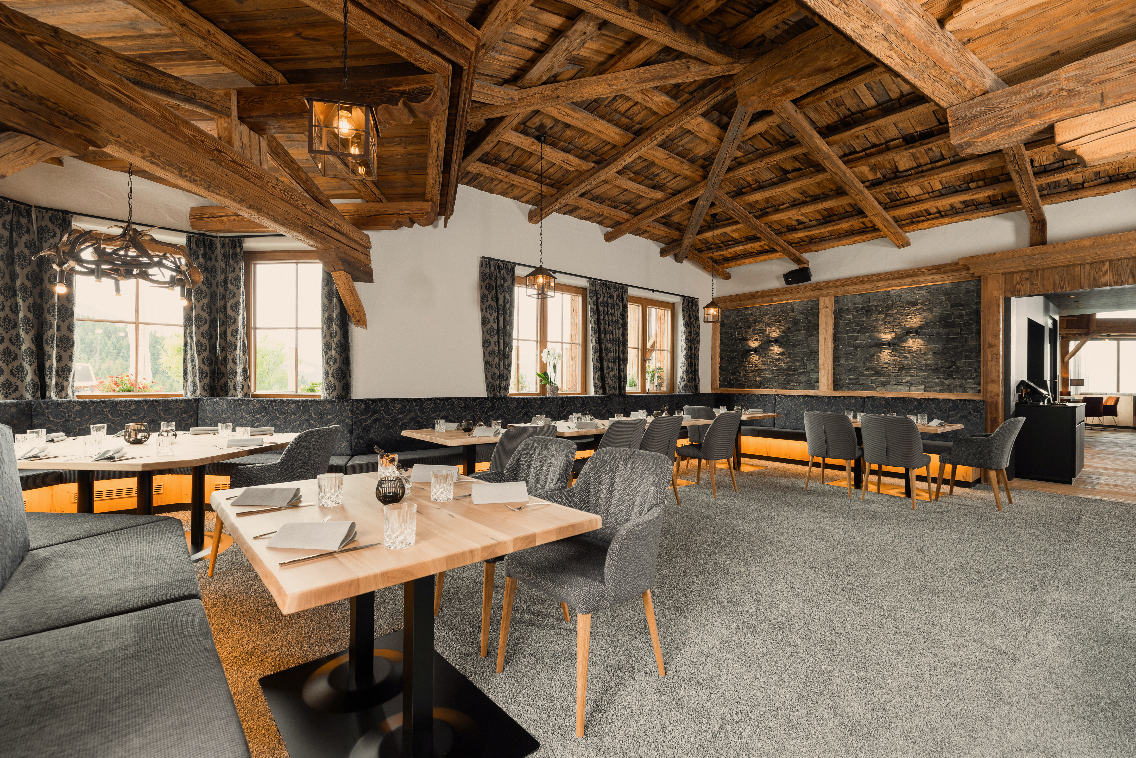 jezz AlmResort Ellmau Angaben zu den Festsälen Stüberl