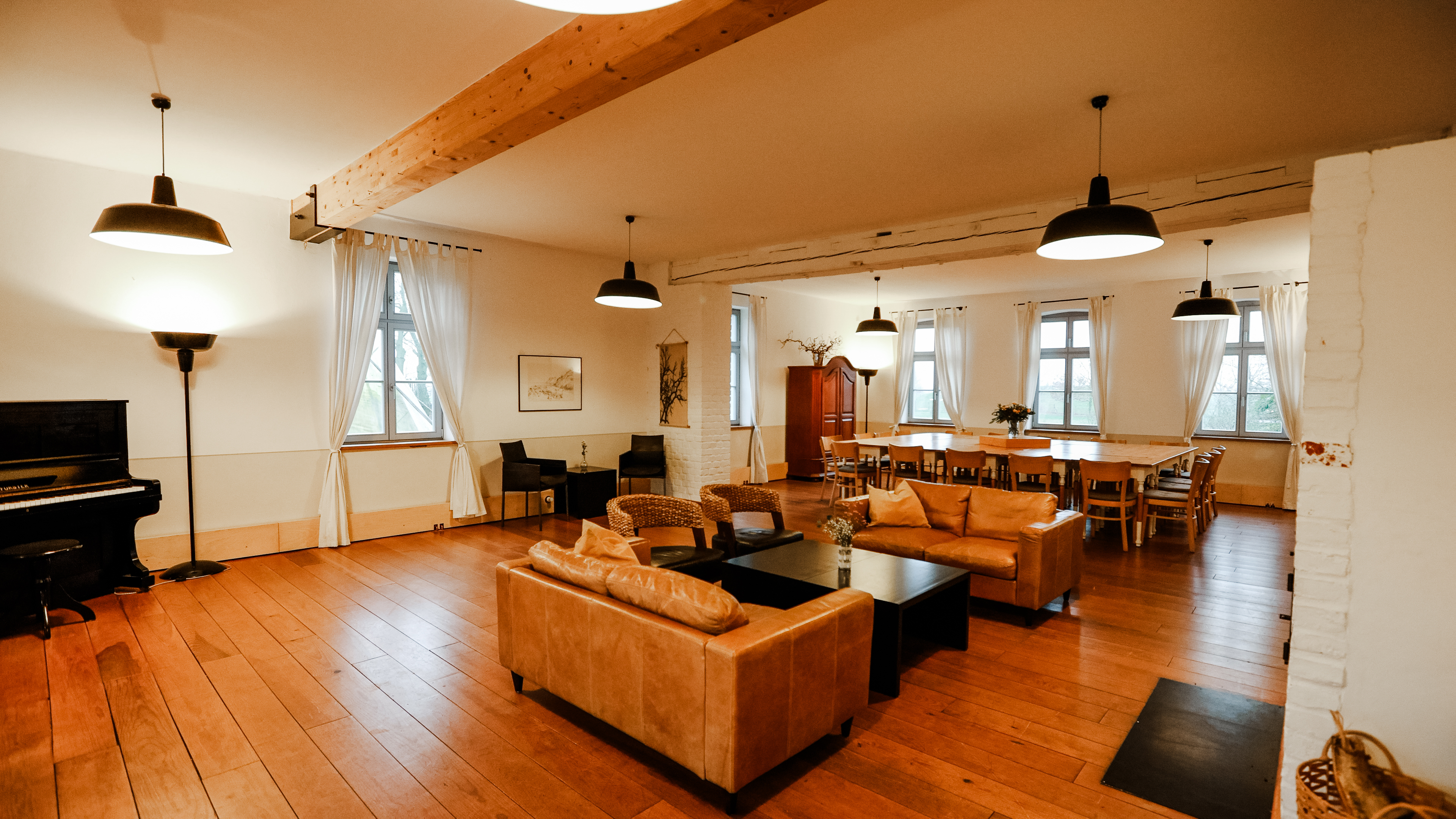 Gutshaus auf dem Landwert Hof Angaben zu den Festsälen Kaminzimmer