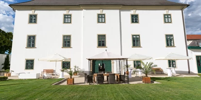 Winterhochzeit - Mistelbach (Mistelbach) - Schloss Raggendorf außen - Schloss Raggendorf