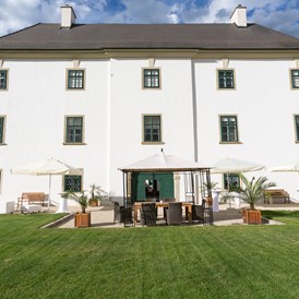 Hochzeitslocation: Schloss Raggendorf außen - Schloss Raggendorf