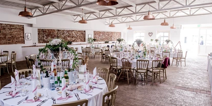 Winterhochzeit - Mistelbach (Mistelbach) - Schloss Raggendorf Festsaal 347 m² - bis zu 300 Hochzeitsgäste - Schloss Raggendorf
