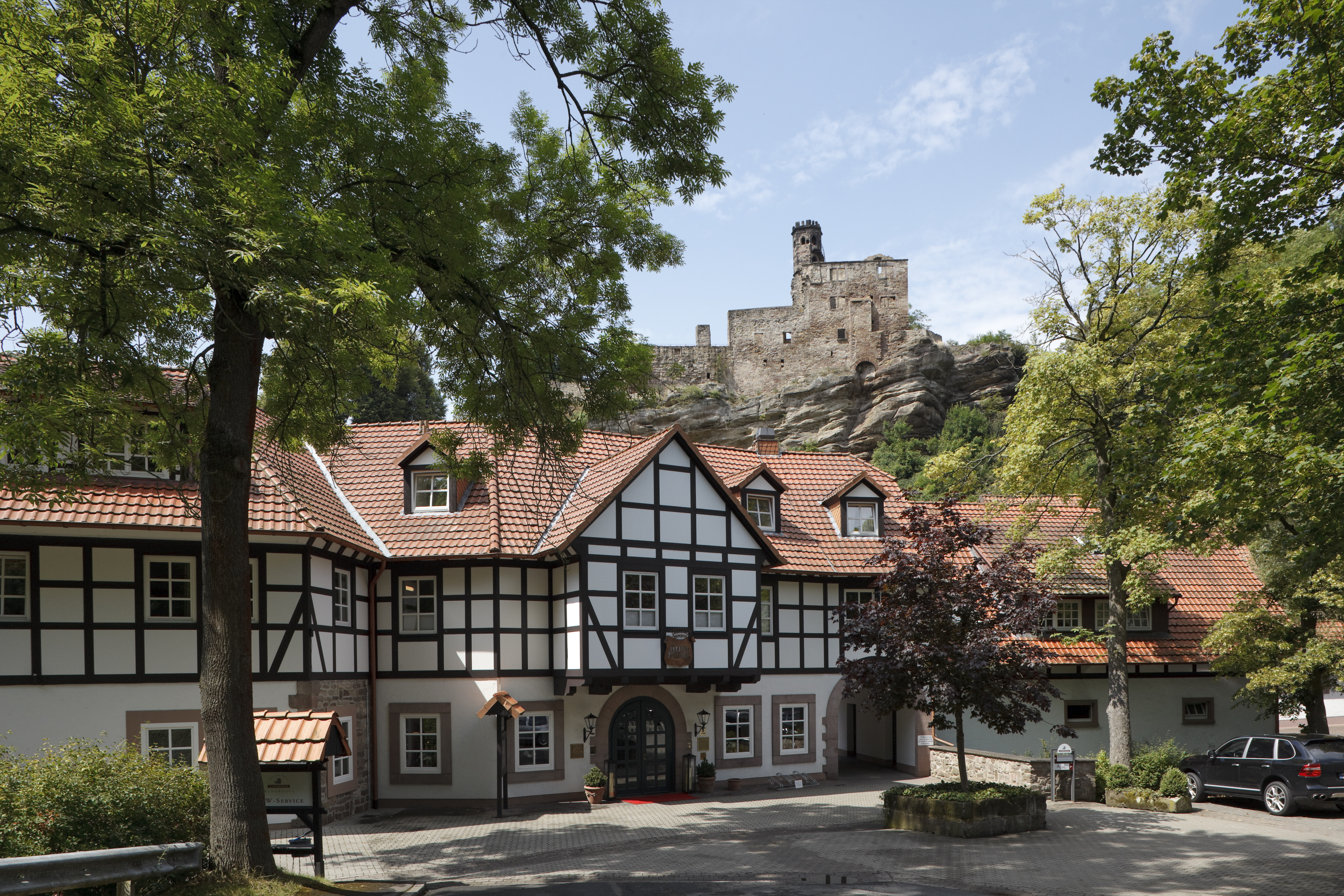 Winterhochzeit - Hochzeits-Stil: Boho-Glam - Relais & Chateaux Hardenberg BurgHotel