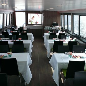 Hochzeitslocation: Salon unter Deck - Mondsee Schifffahrt Hemetsberger