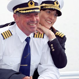 Hochzeitslocation: Kapitäne Bettina und Peter Hemetsberger - Mondsee Schifffahrt Hemetsberger